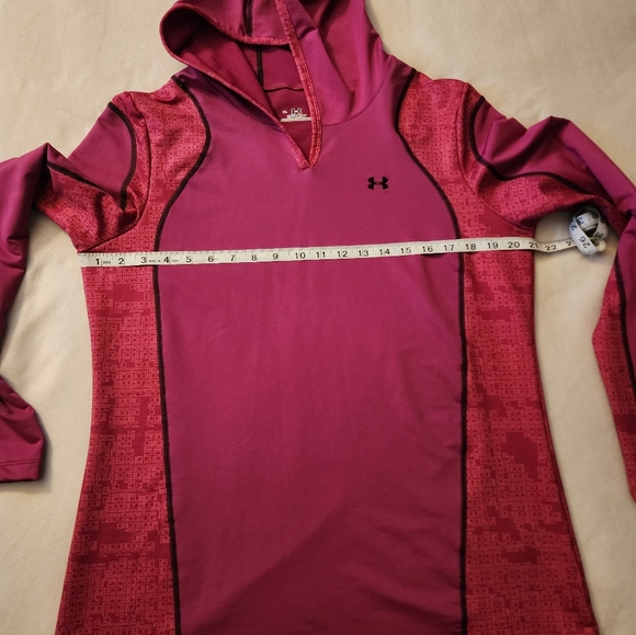 Under Armour pink/magenta coldgear v-neck hooded sweatshirt - Picture 3 of 7